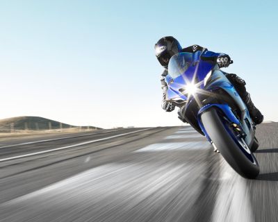 2024-Yamaha-YZF700R7-EU-Icon_Blue-Action-003-03